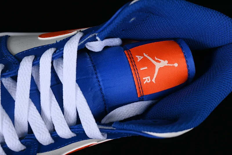 All categories Air Jordan Jordan series basketball shoes Air Jordan 1 Mid G version pure original Air Jordan 1 Mid AJ1 Joe 1 Knicks white blue orange mid-top cultural casual sneakers FD1029-400